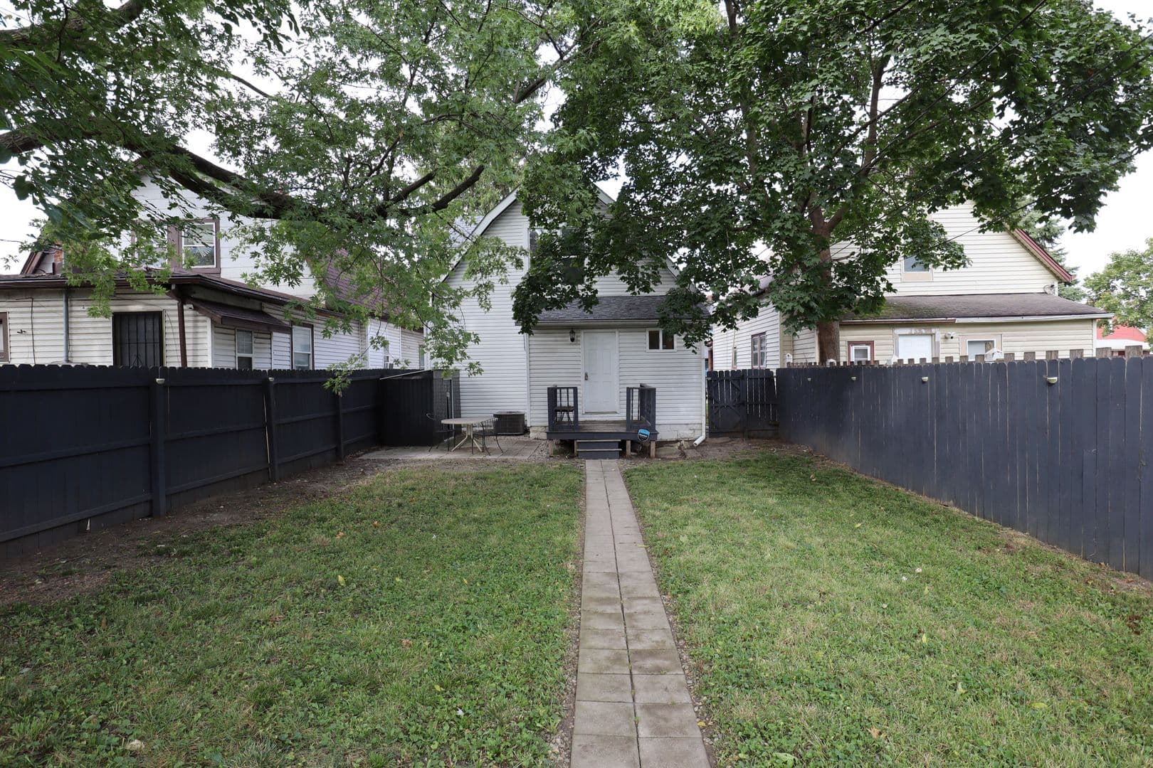 Indianapolis House: 931 N Oakland Ave