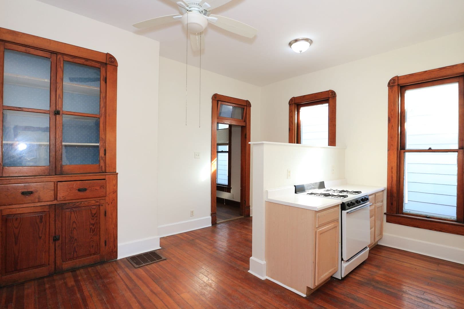 Indianapolis House: 401 Lincoln St.
