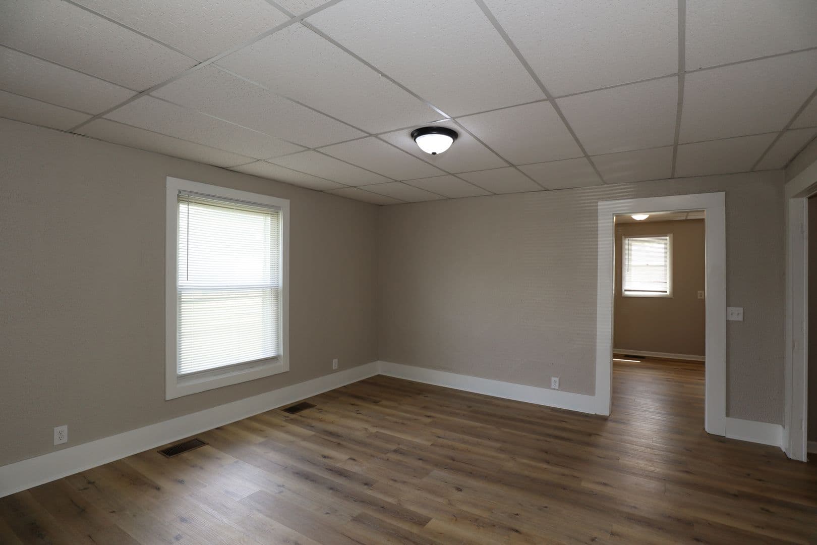 Kokomo House: 917 W Jackson St