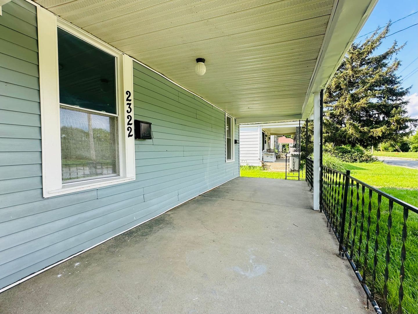 Indianapolis Multiplex: 2322 Paris Ave -  - A