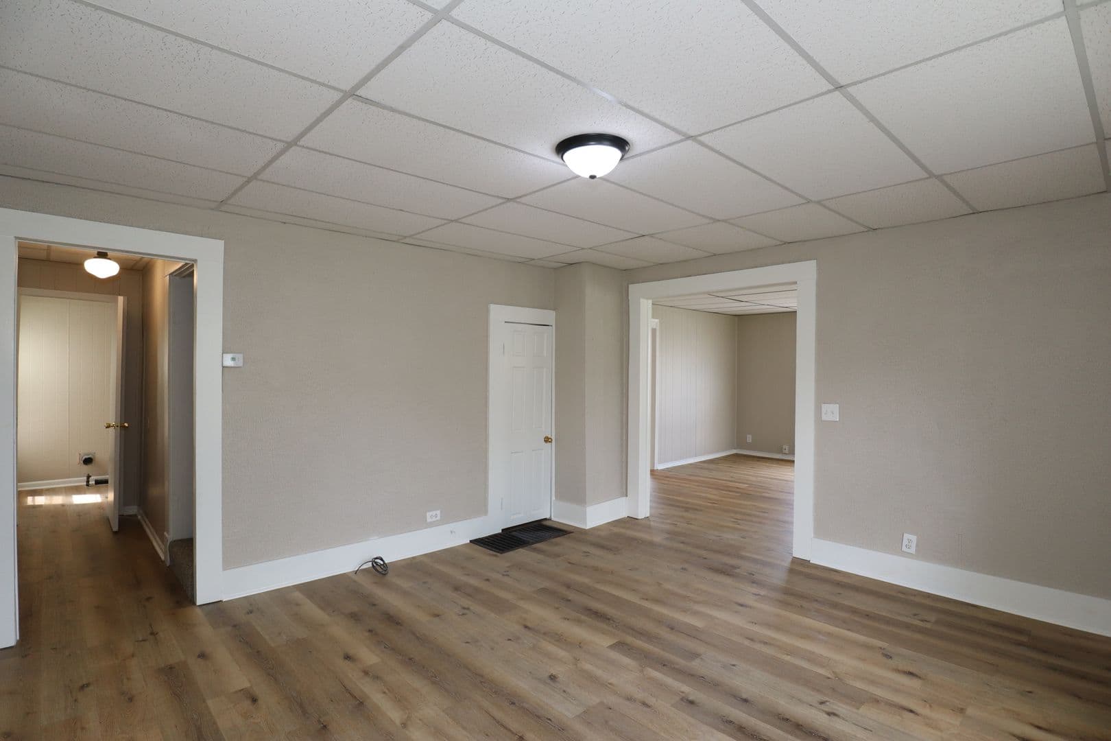 Kokomo House: 917 W Jackson St