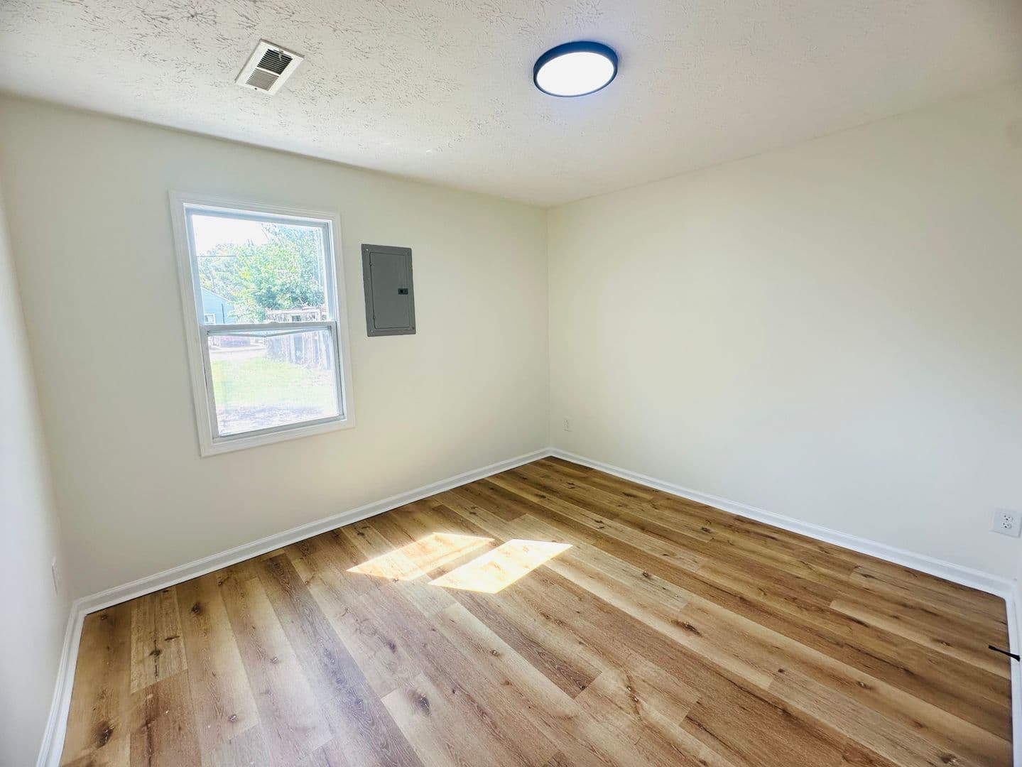 Indianapolis Multiplex: 2322 Paris Ave -  - A