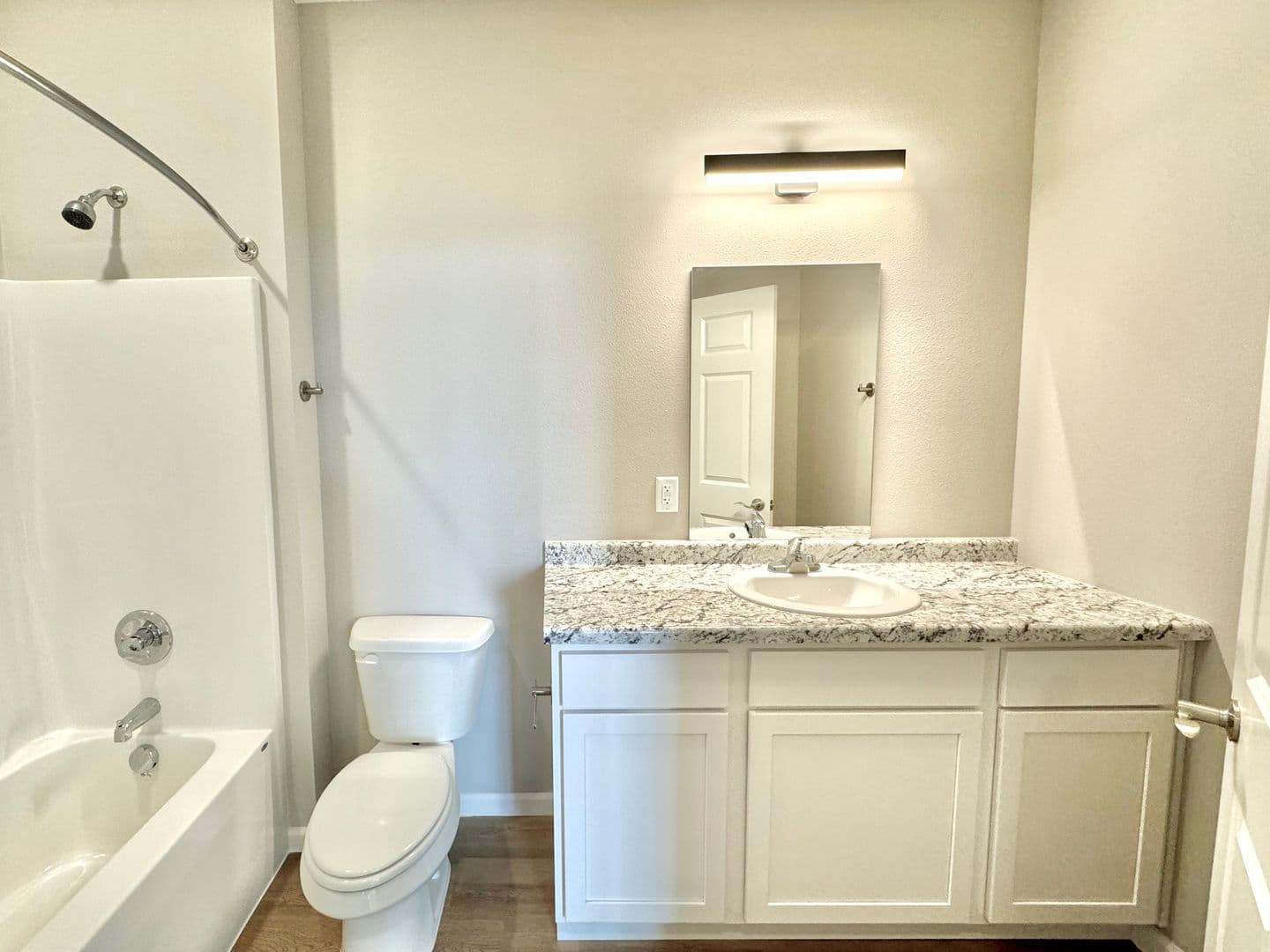 Dodge City Apartment: 1514 Avenue K