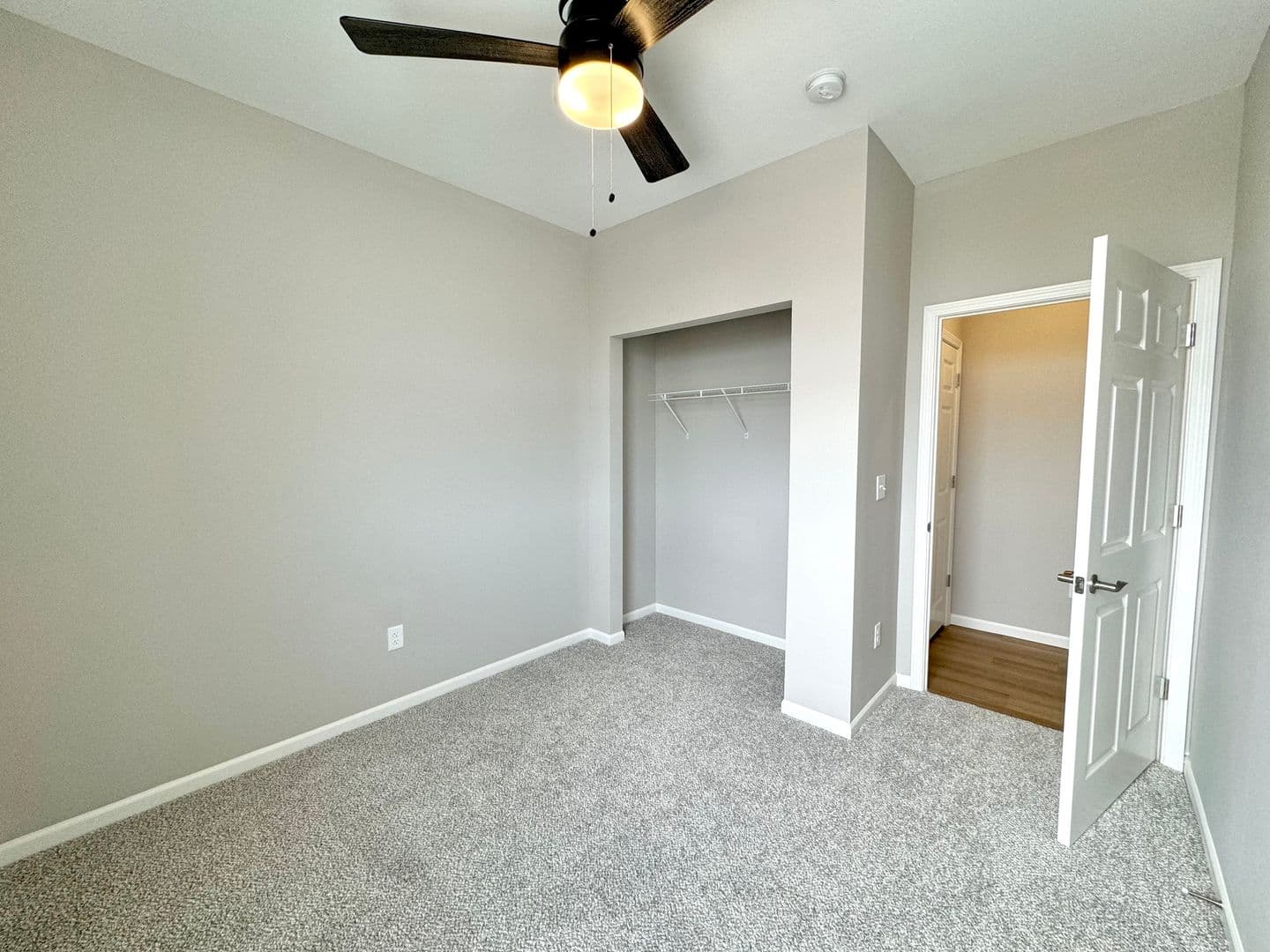 Dodge City Apartment: 1514 Avenue K