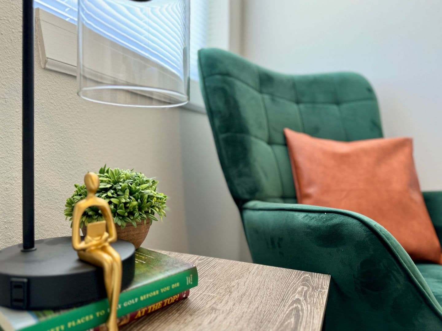 Dodge City Apartment: 1514 Avenue K
