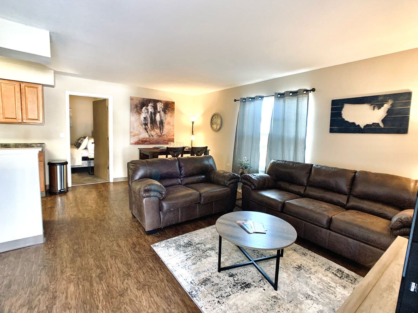 Dodge City Apartment: 1500 Ave K