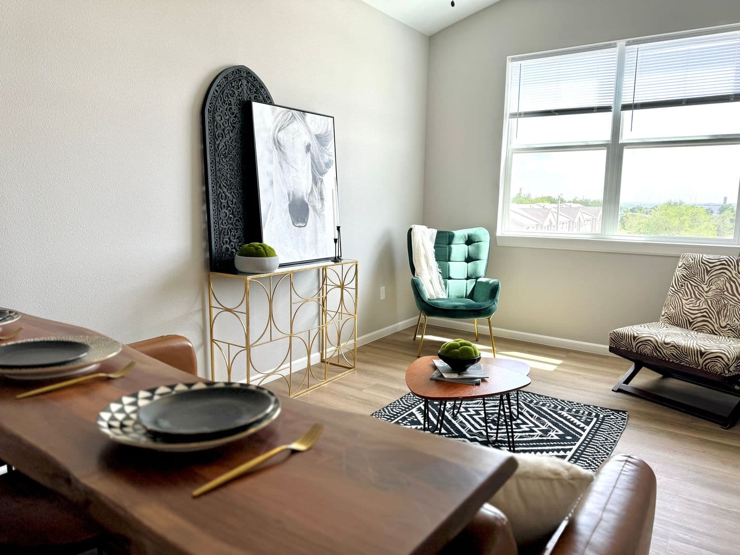 Dodge City Apartment: 1514 Avenue K