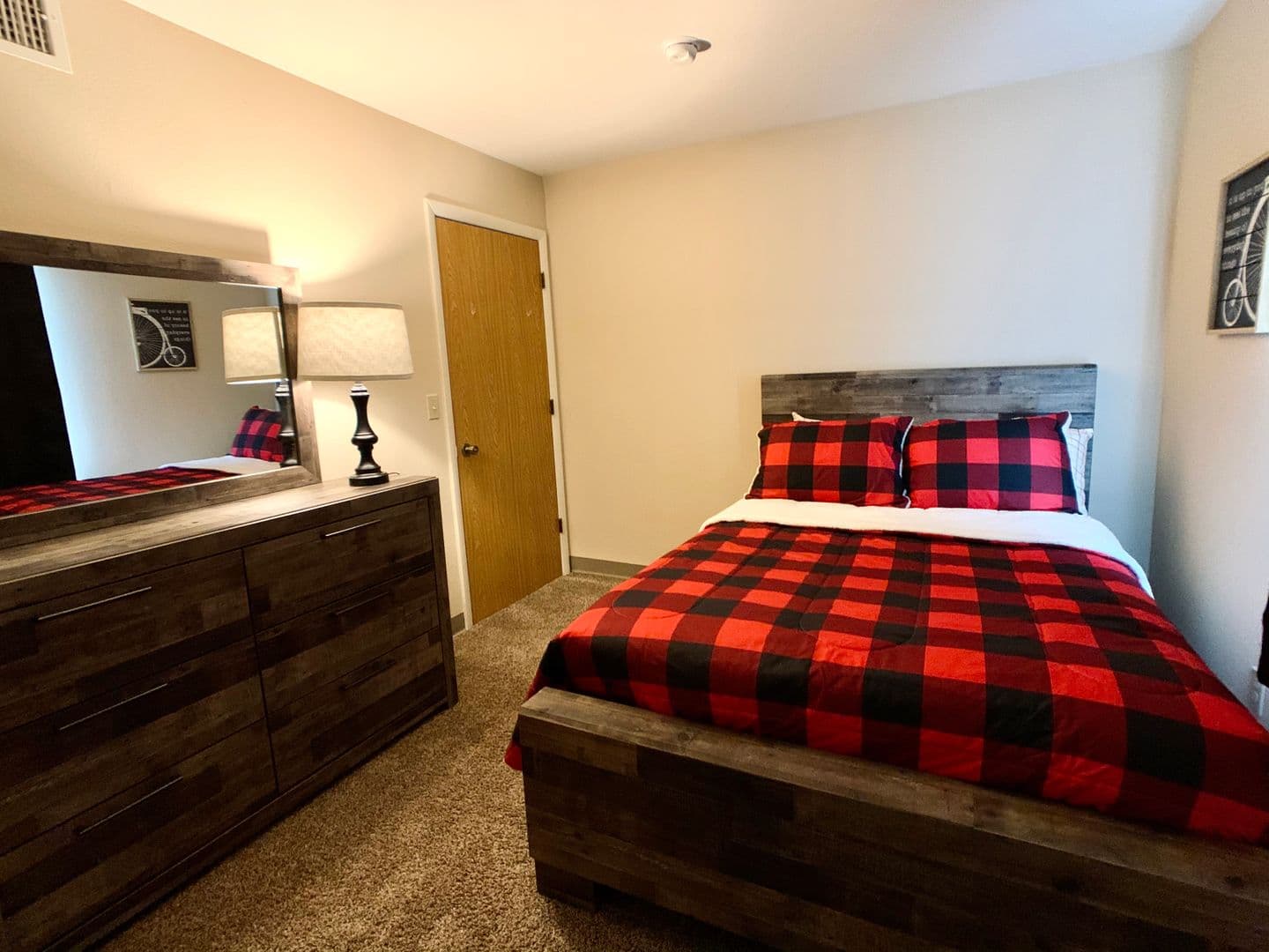 Dodge City Apartment: 1500 Ave K