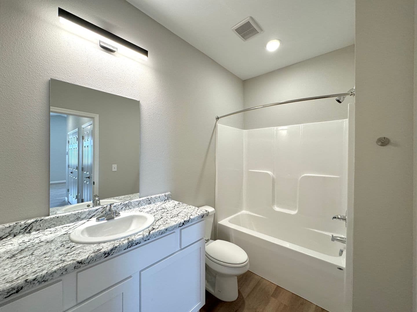 Dodge City Apartment: 1514 Avenue K