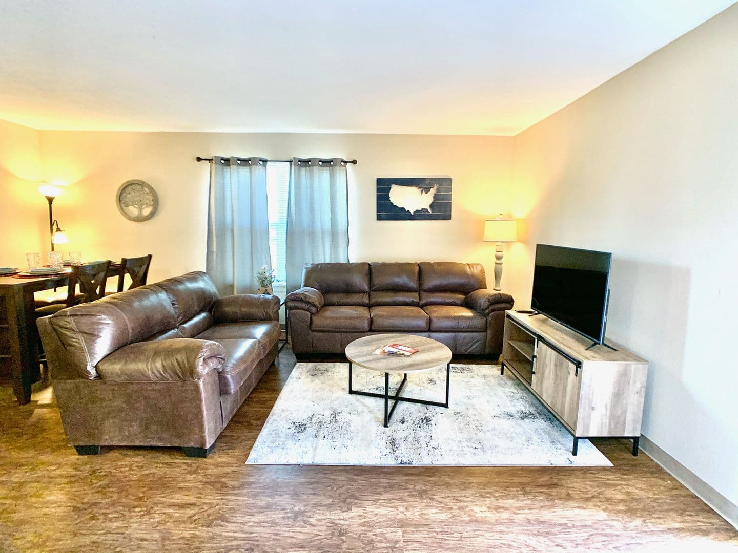 Dodge City Apartment: 1500 Ave K