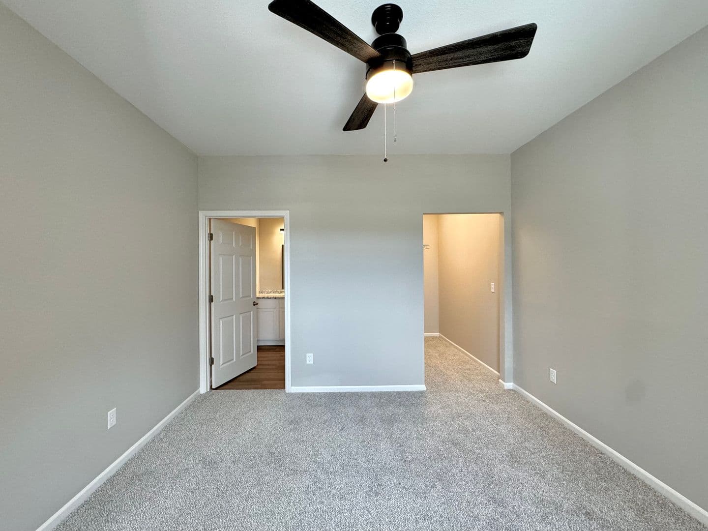 Dodge City Apartment: 1514 Avenue K
