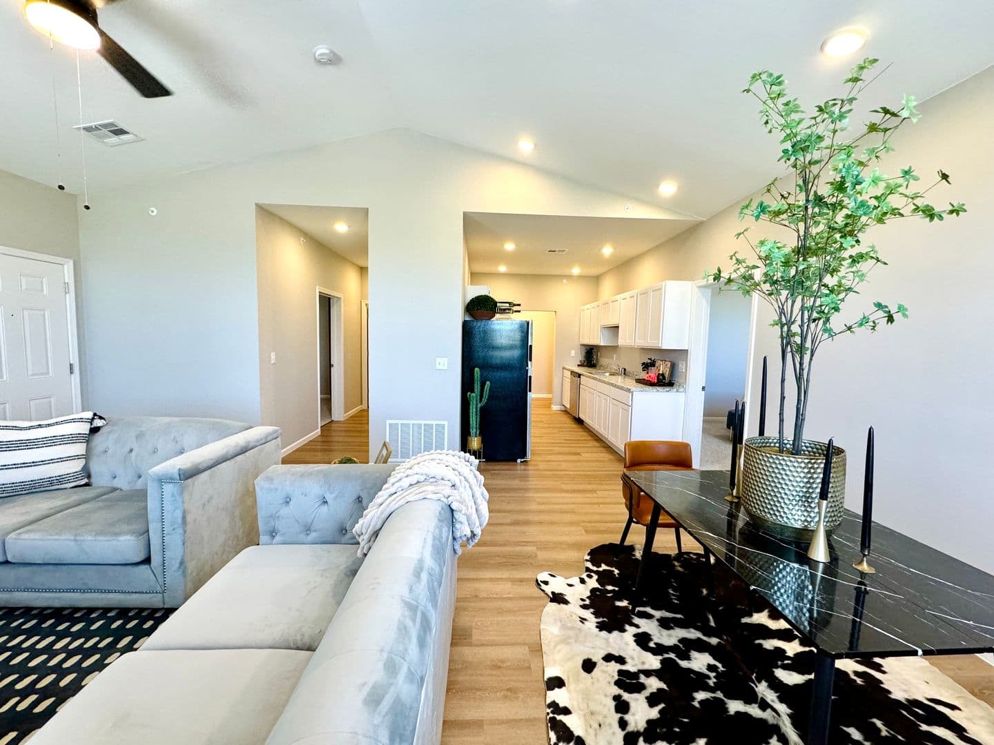 Dodge City Apartment: 1514 Avenue K