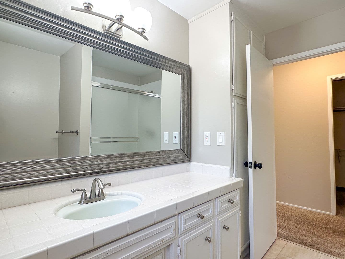 Saratoga House: 18530 Rancho Las Cimas Way
