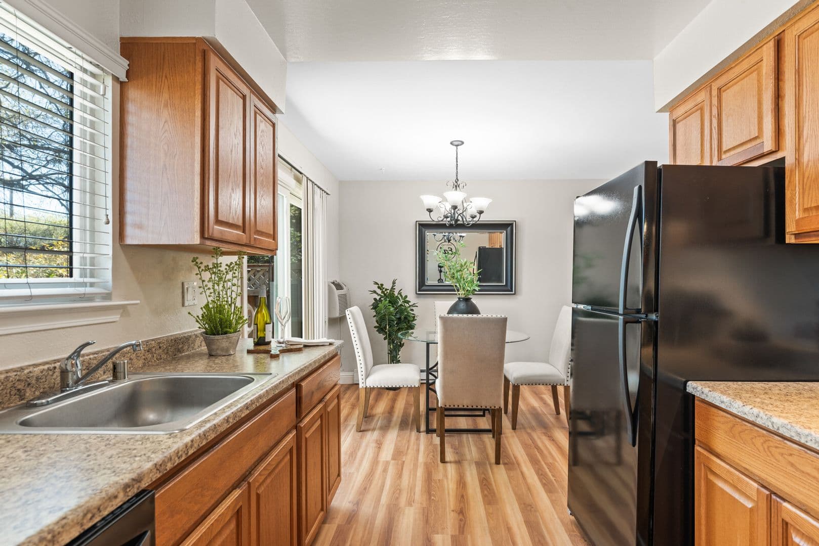 Morgan Hill Apartment: 220 Berry Ct