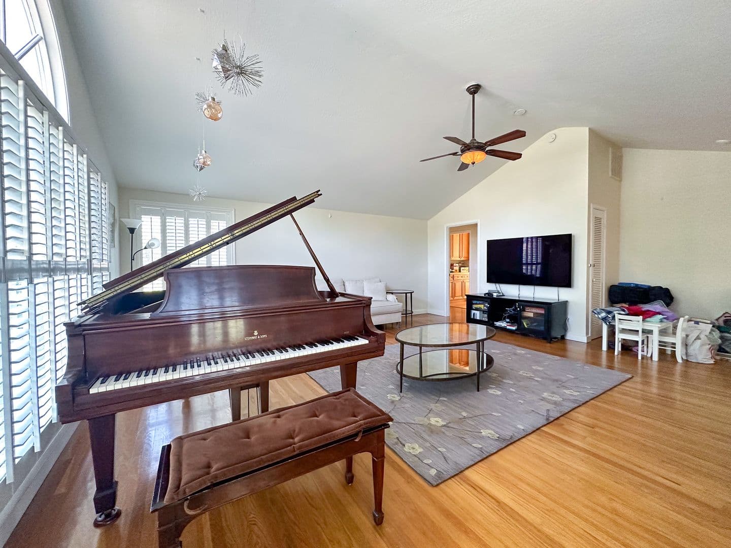 Los Gatos House: 15694 Longwood Dr