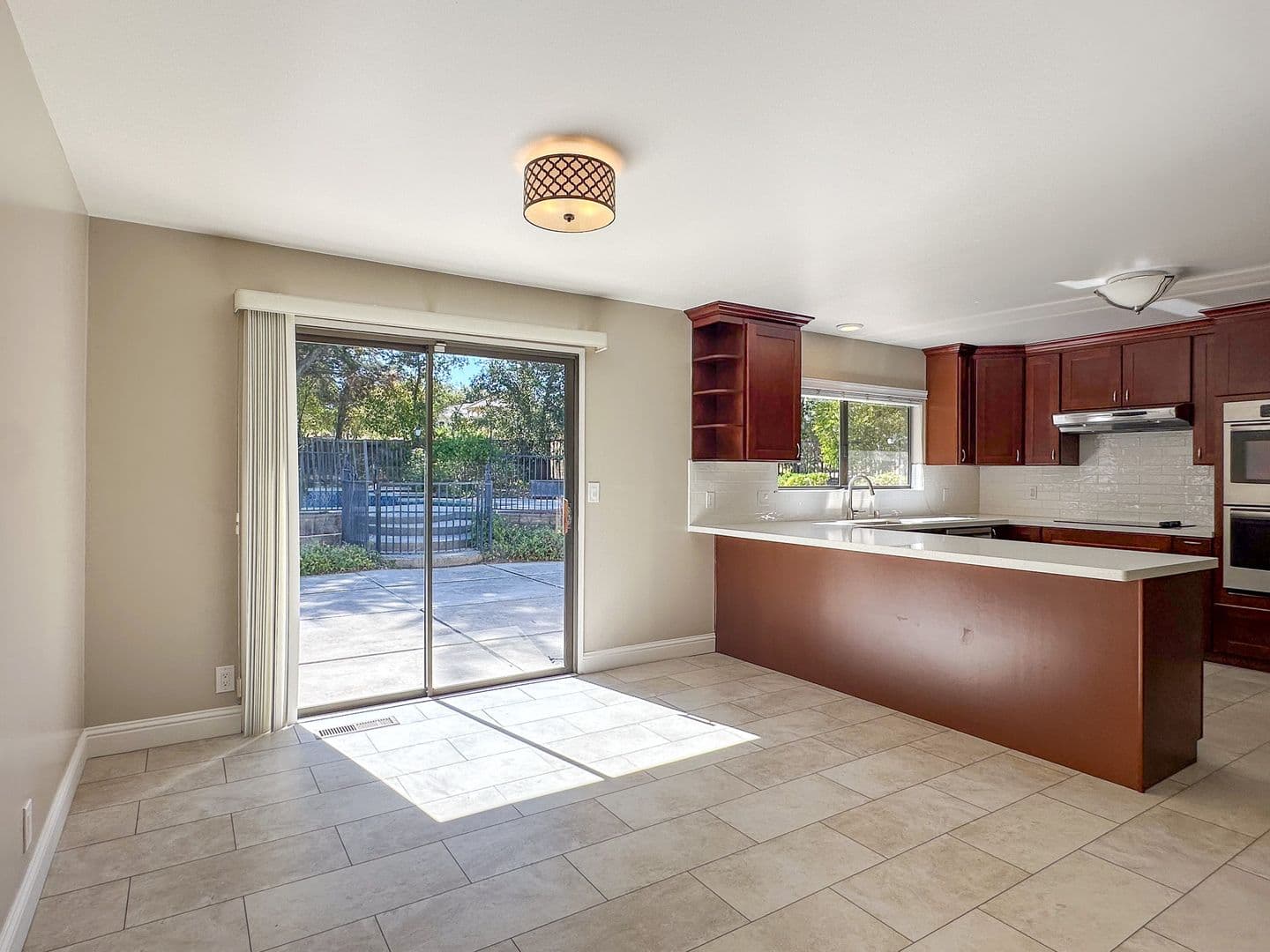 Saratoga House: 18530 Rancho Las Cimas Way
