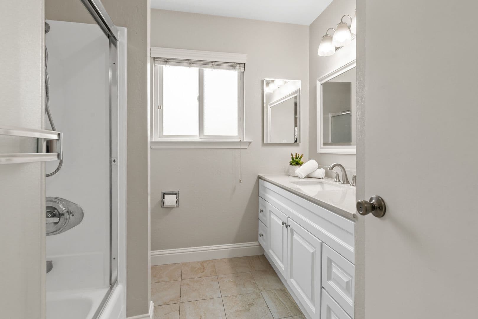 Morgan Hill Apartment: 220 Berry Ct