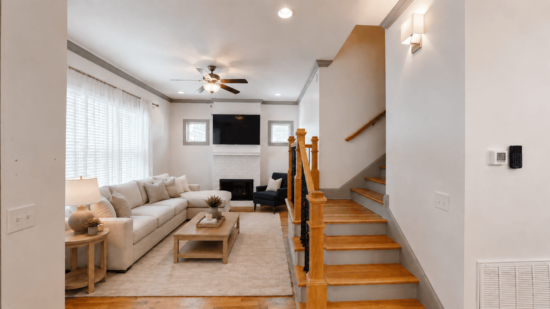 Nashville House: 2234B Cruzen Street