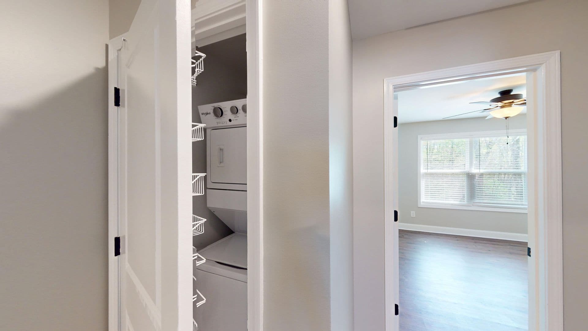 Columbia Townhome: 856 levitan drive