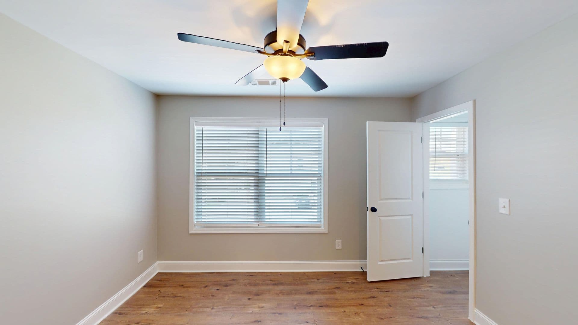 Columbia Townhome: 802  Levitan Drive