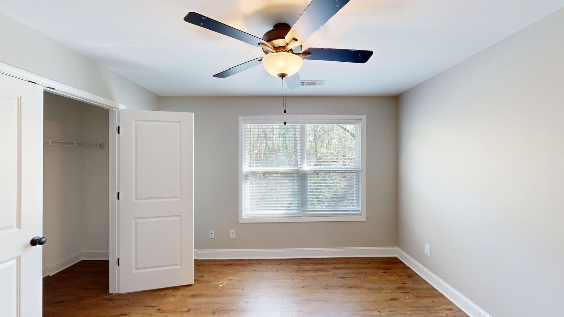 Columbia Townhome: 856 levitan drive