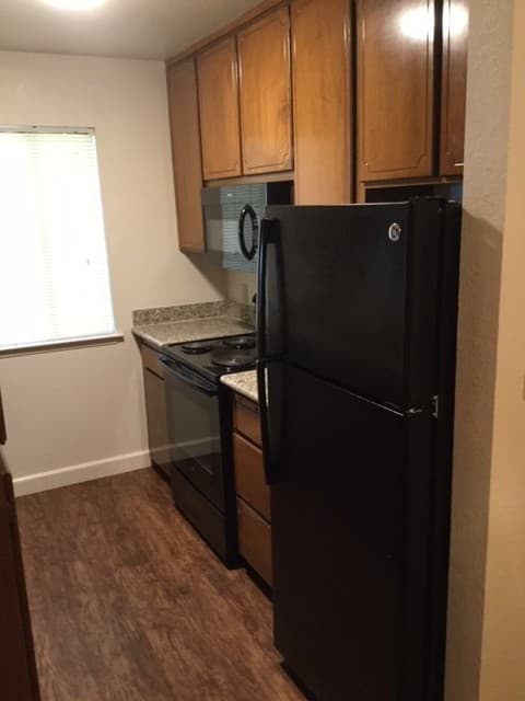 Clovis Apartment: 740 Villa Avenue