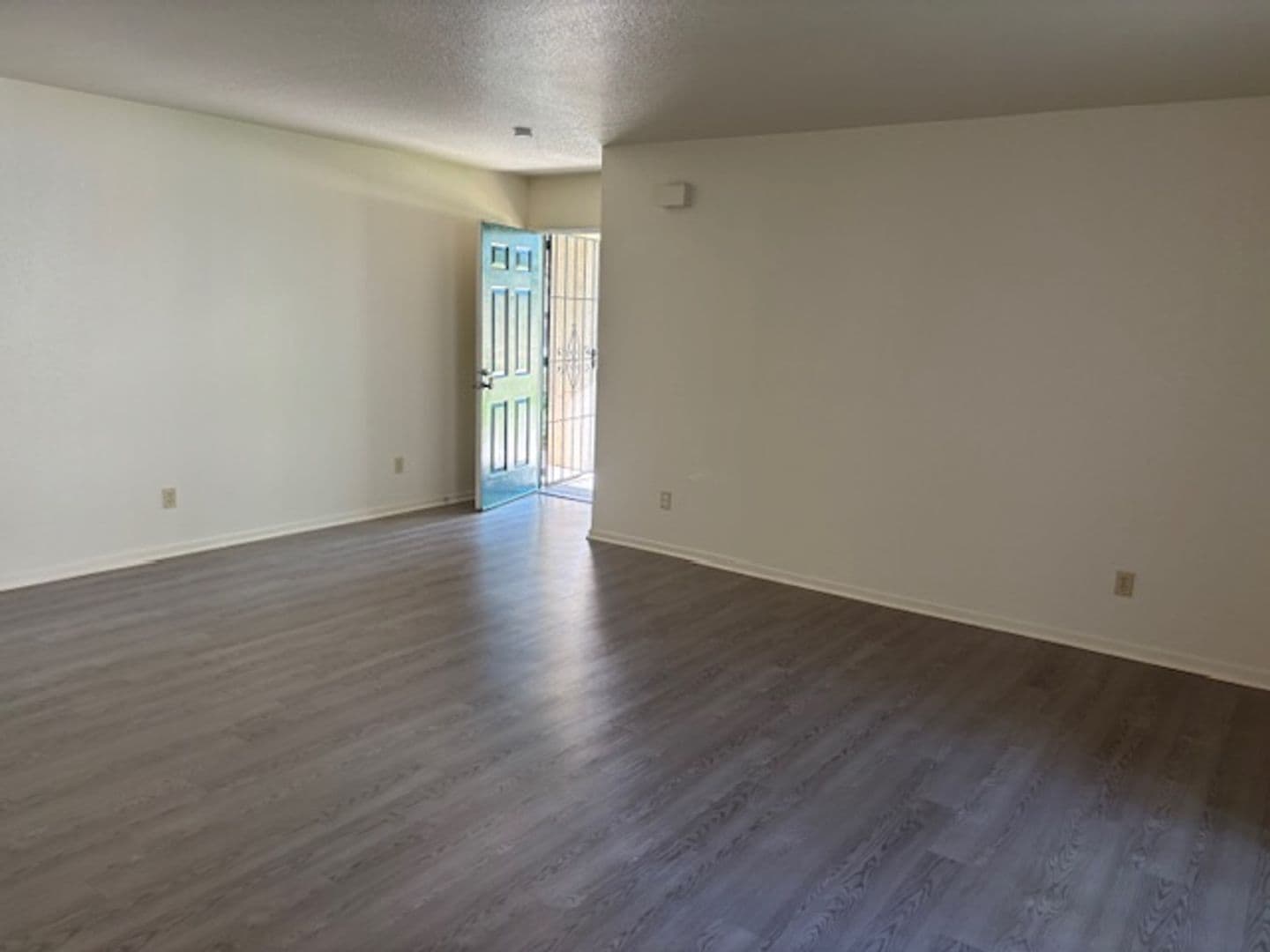 Fresno Apartment: 5150 North Valentine Avenue
