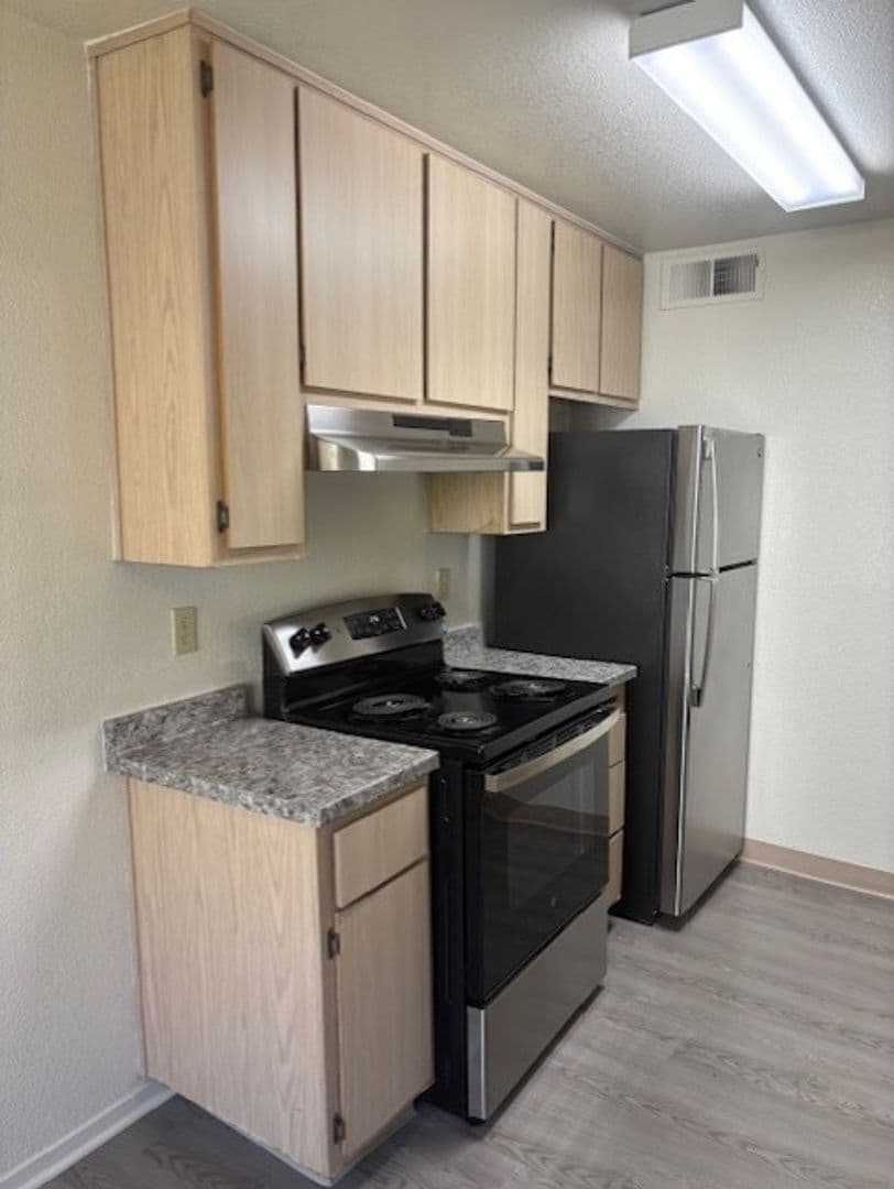 Fresno Apartment: 5150 North Valentine Avenue
