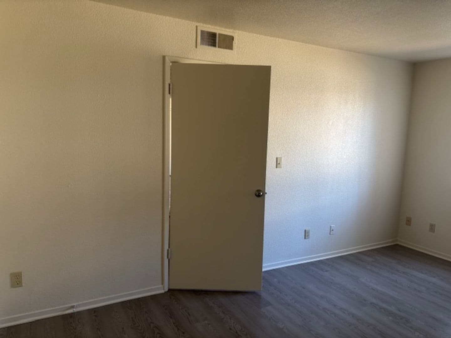 Fresno Apartment: 5150 North Valentine Avenue