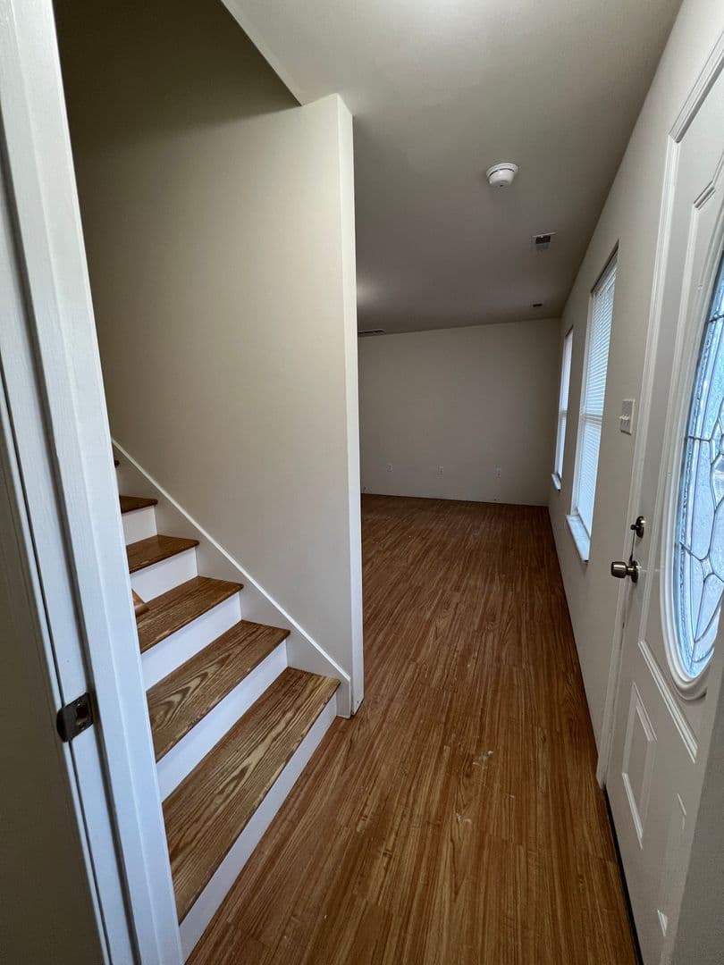 Marthasville Apartment: 11447 Boone Trail