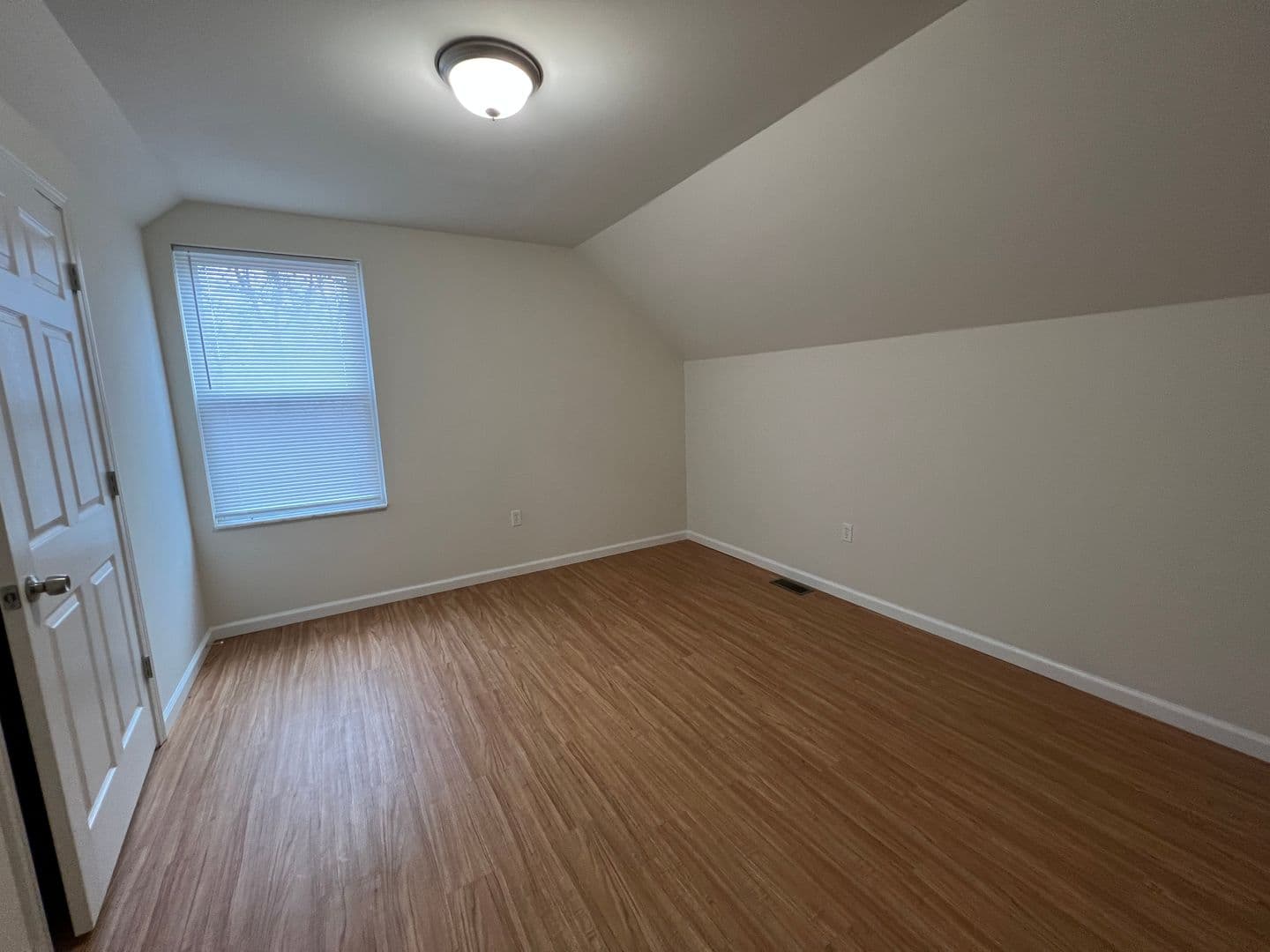Marthasville Apartment: 11447 Boone Trail