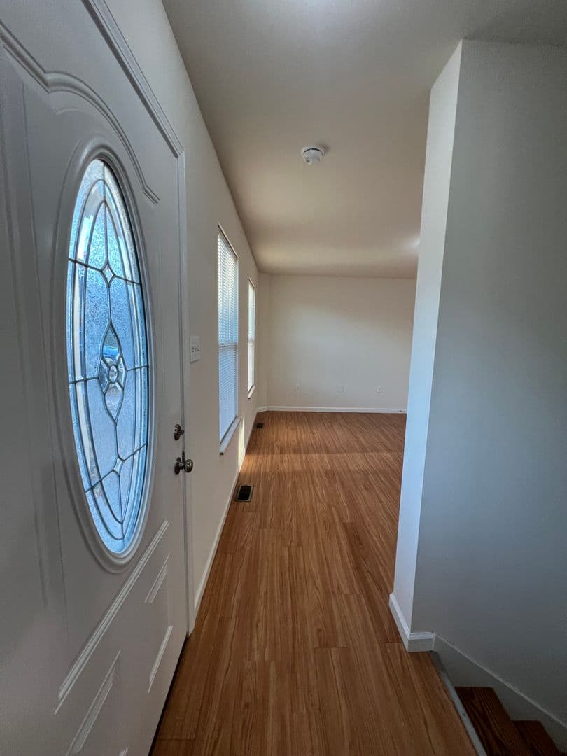 Labadie Apartment: 112 Horseshoe Valley Drive