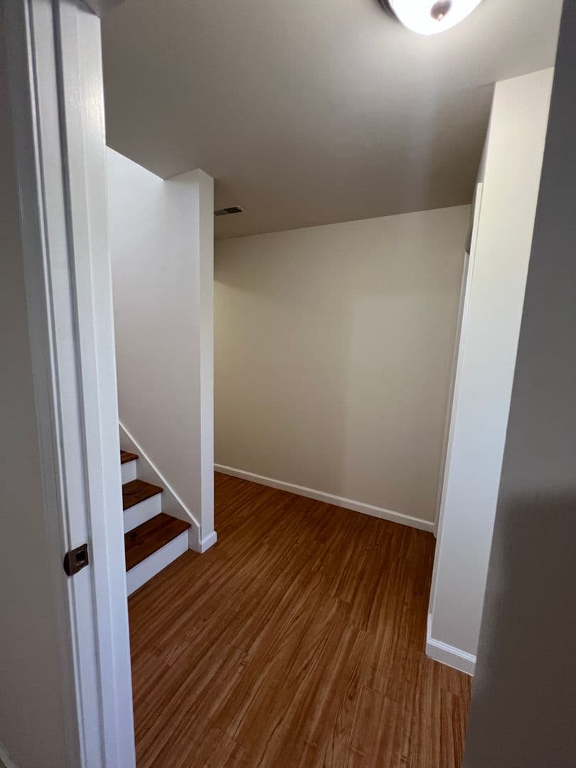 Labadie Apartment: 112 Horseshoe Valley Drive