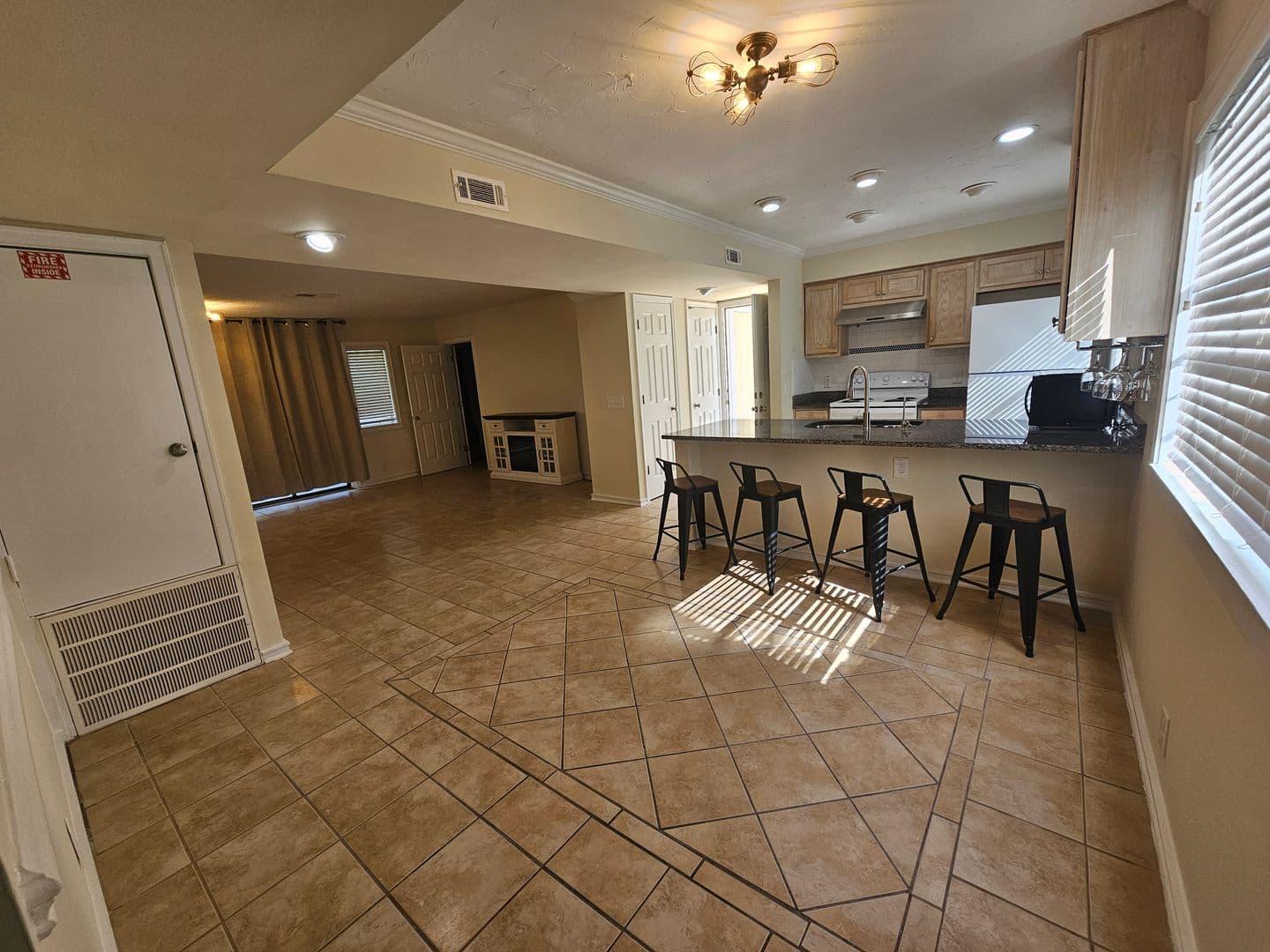 Little River Apartment: 1025 Plantation Drive