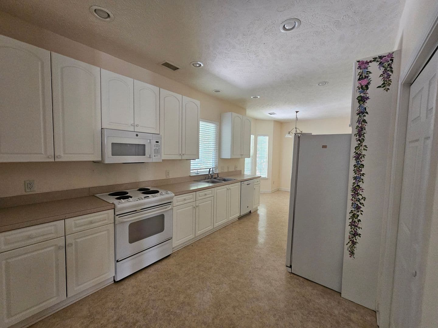 Little River House: 413 Cypress Drive