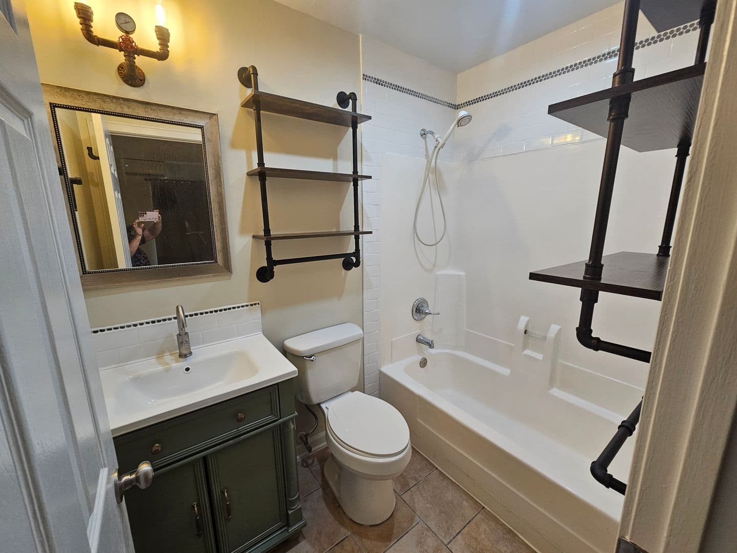 Little River Apartment: 1025 Plantation Drive