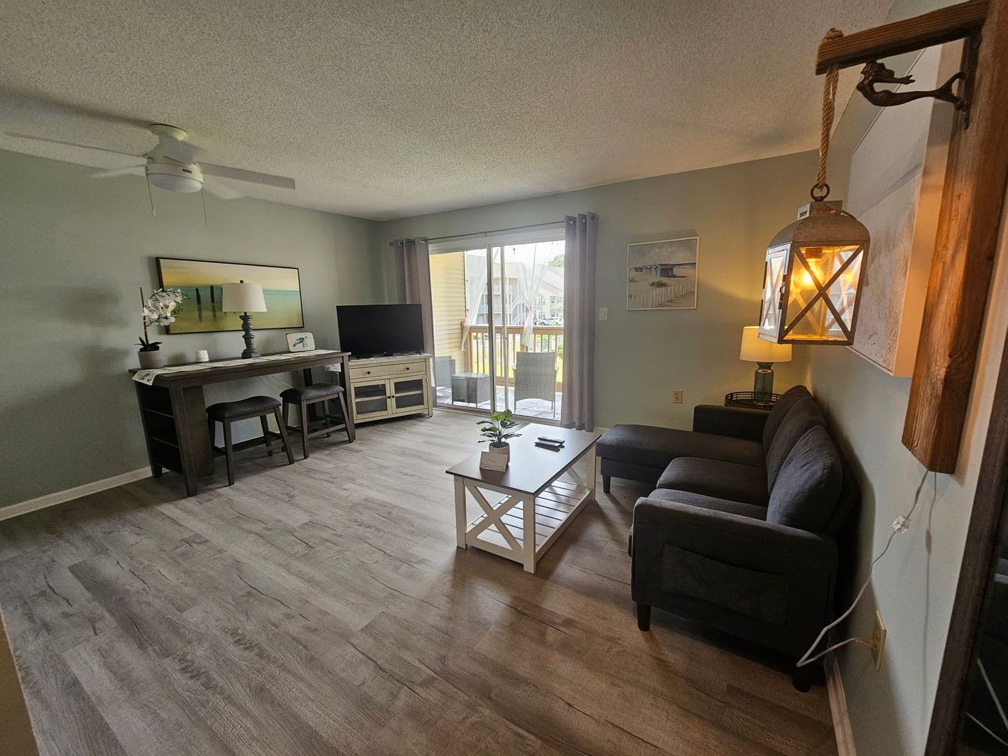 Little River Apartment: 1025 Plantation Drive W