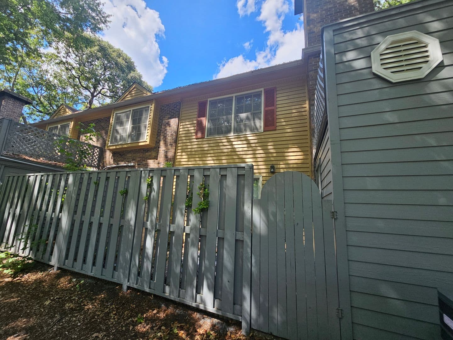 Myrtle Beach Apartment: 830 44th Ave N