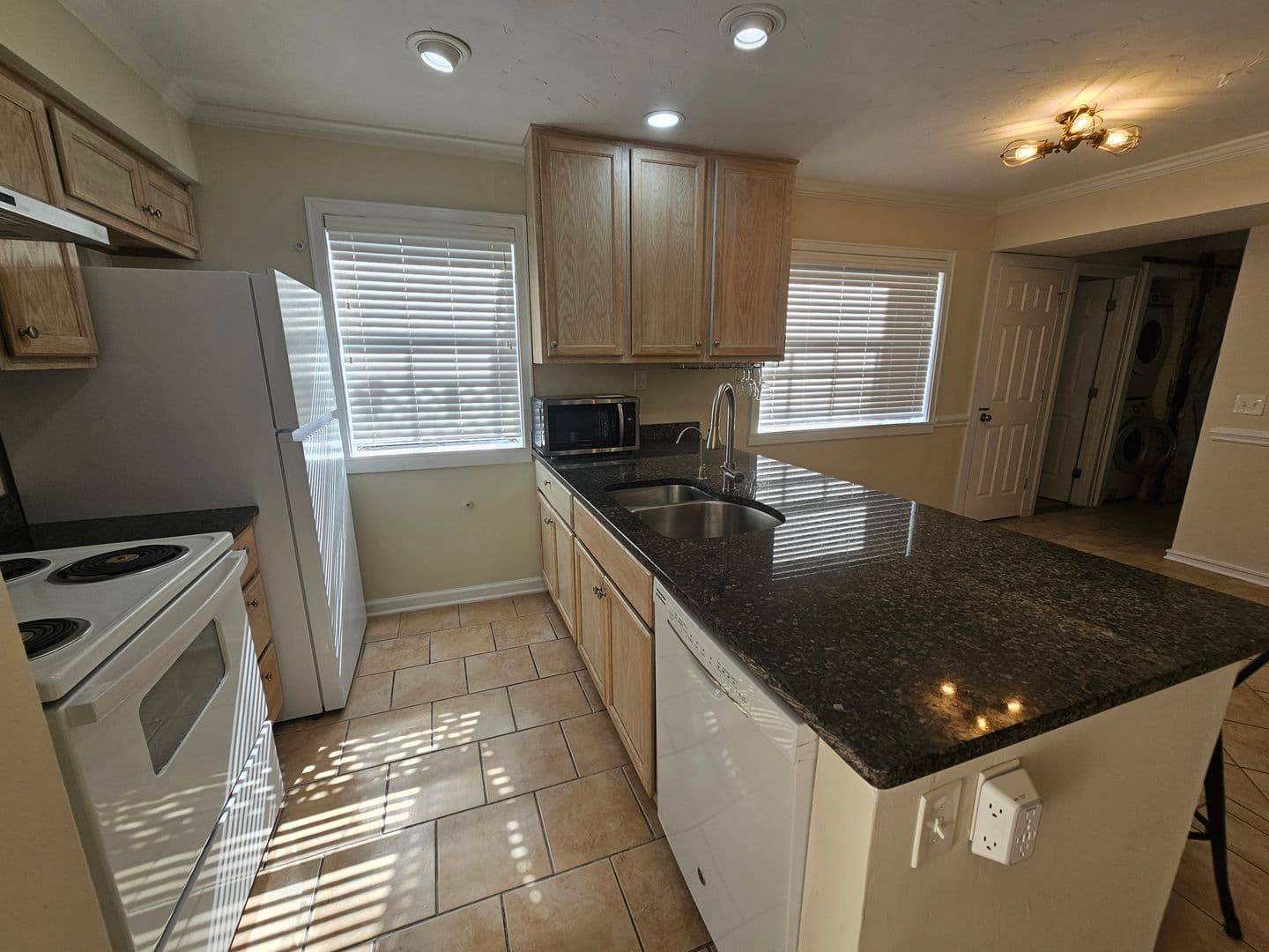 Little River Apartment: 1025 Plantation Drive
