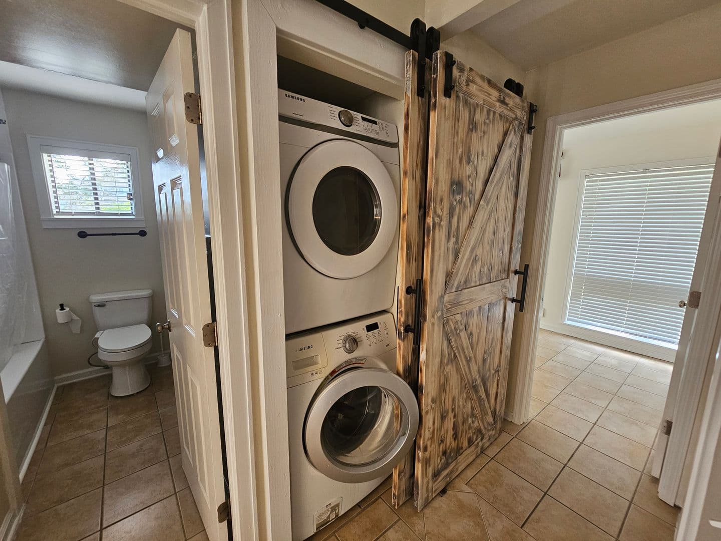 Little River Apartment: 1025 Plantation Drive