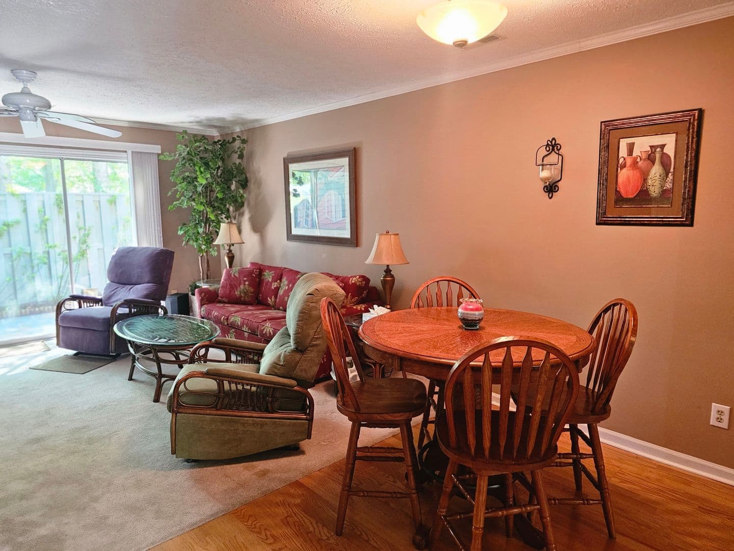 Myrtle Beach Apartment: 830 44th Ave N