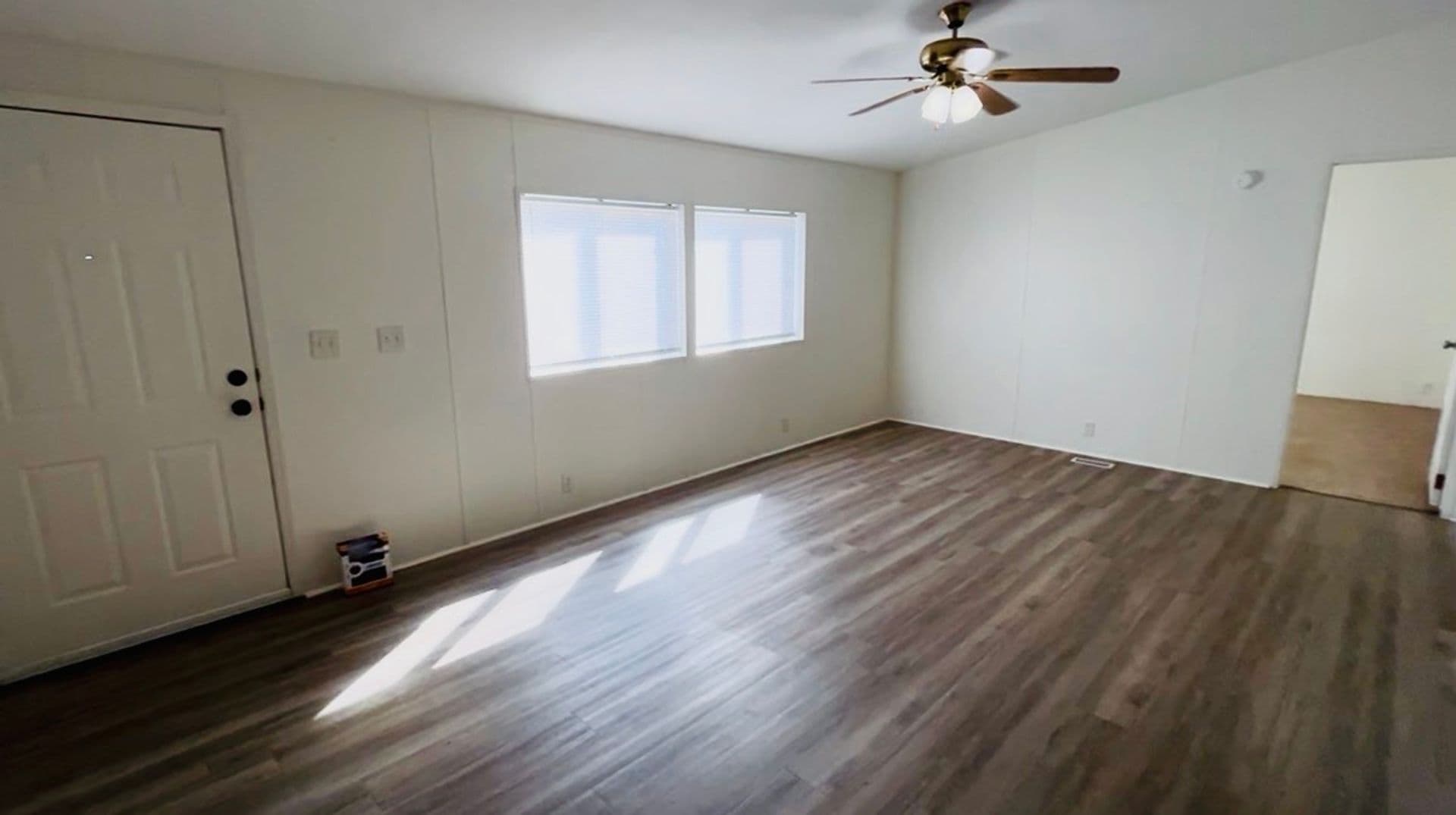 La Grande House: 313 12th St. #31