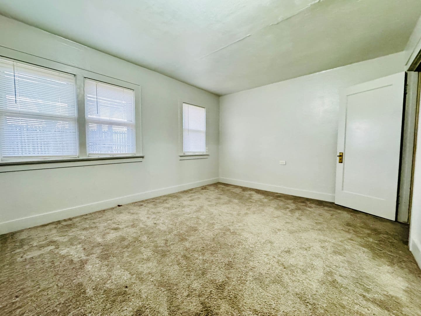 La Grande House: 3401 Cove Ave