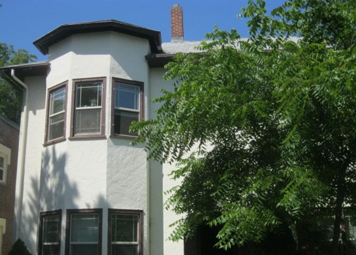 La Grande Apartment: 1904 3rd Street