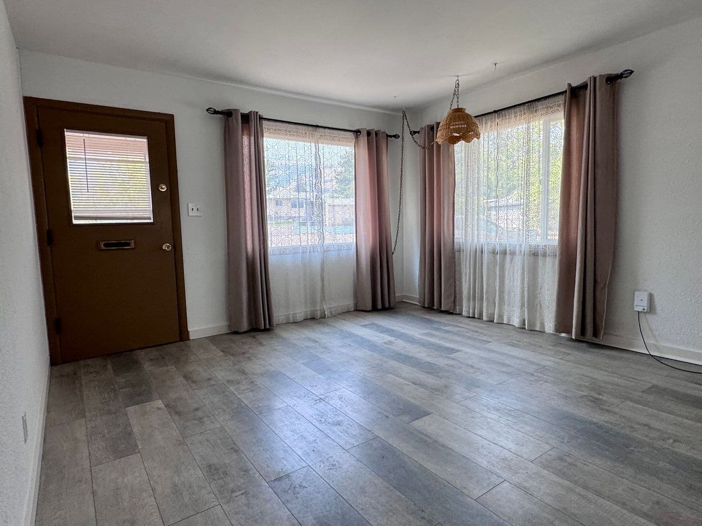 La Grande House: 1101 F Ave