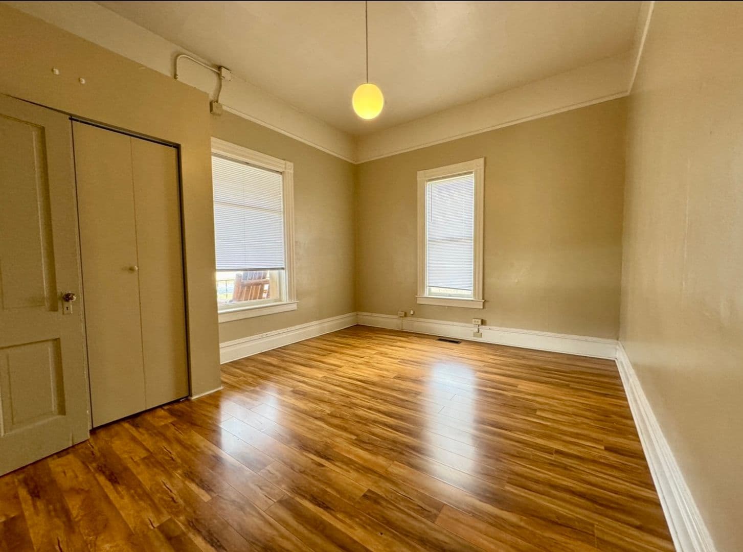 La Grande Apartment: 2109 3rd st