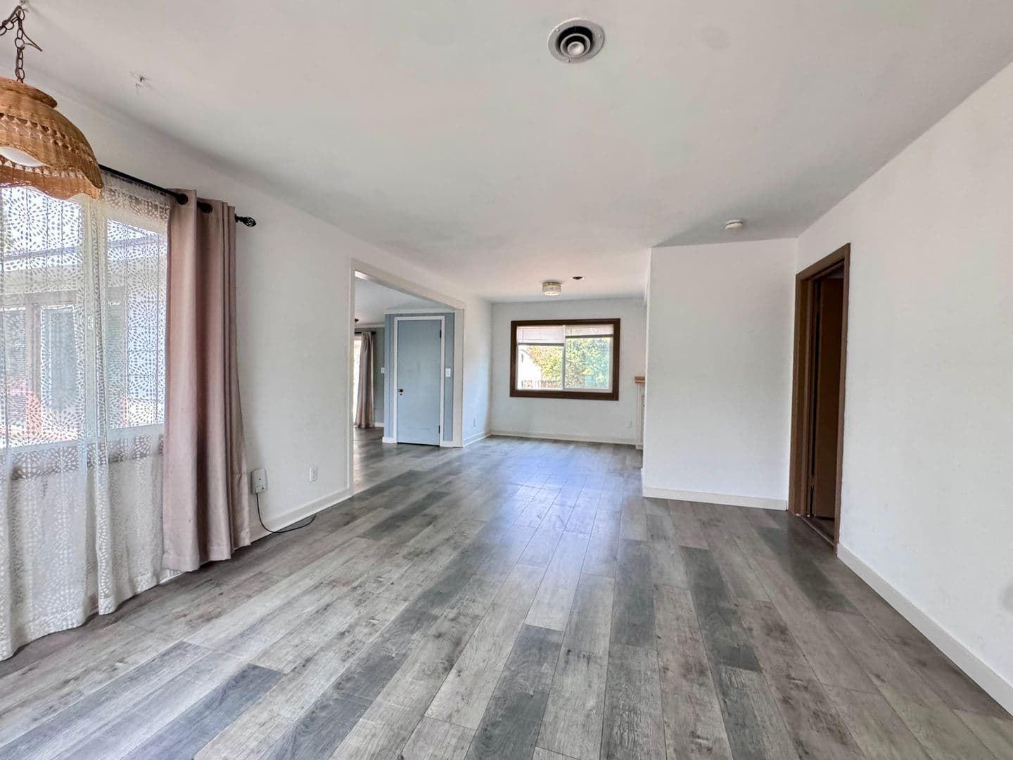 La Grande House: 1101 F Ave