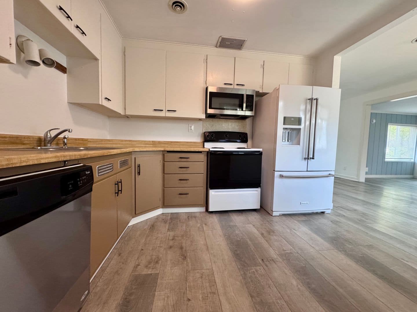 La Grande House: 1101 F Ave