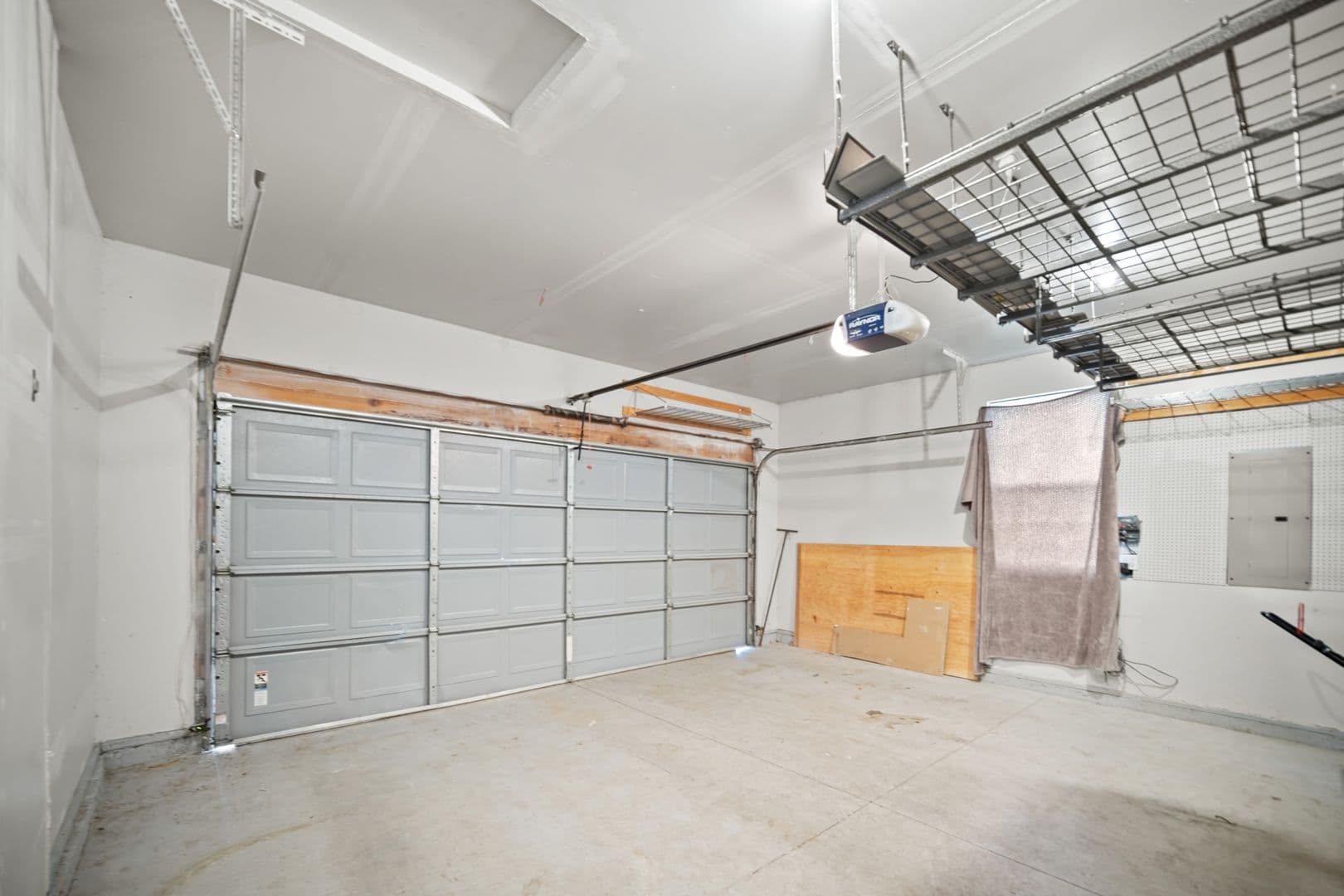 La Grande House: 114 18th st.