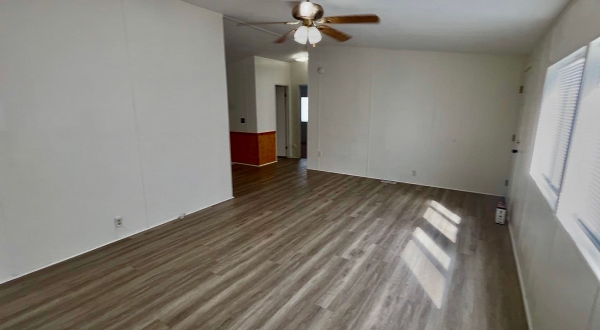 La Grande House: 313 12th St. #31